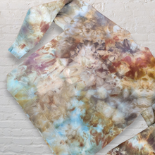 Load image into Gallery viewer, large crewneck sweatshirt
